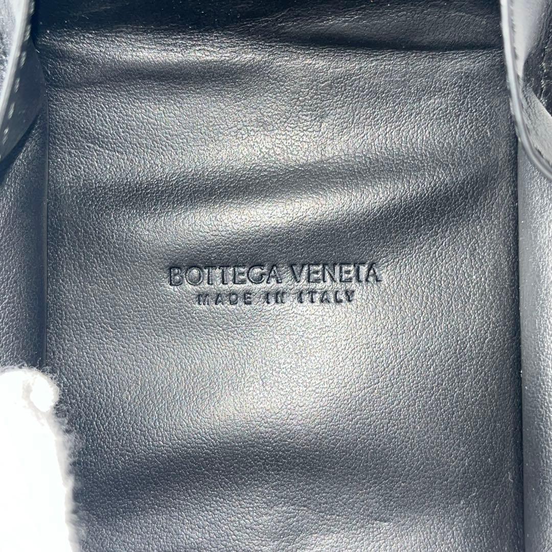 ボッテガヴェネタ　マキシイントレ　ケース　レザー　黒　ブラック　小銭入れ