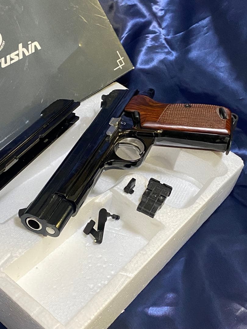 マルシン　SIG P210 6mmフルストロークWディープ/HW木製グリップ付き