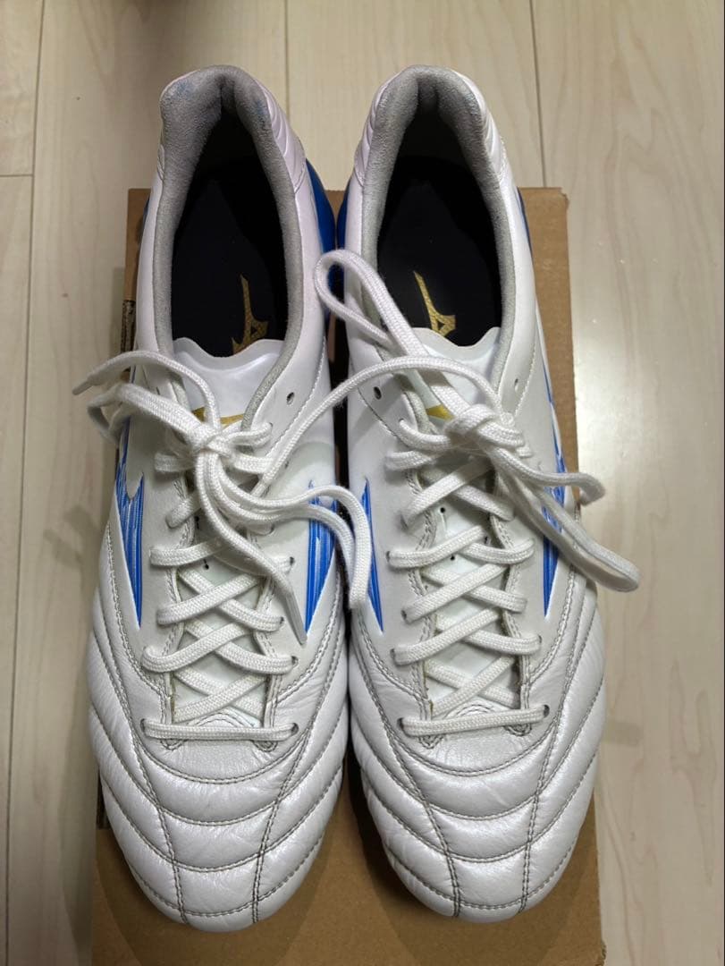 ミズノモナルシーダネオ3エリート（箱付き）