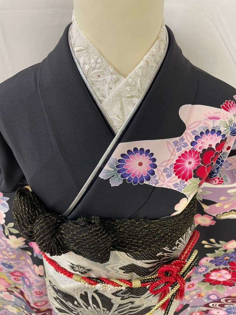 売約済み【WA-Modern】★★正絹　京紅型　黒地　振袖単品