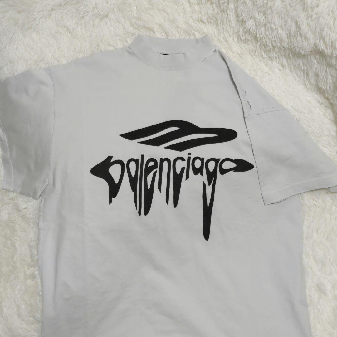 BALENCIAGA Tシャツ ロゴ入り　ダメージ加工 オーバーサイズ タグ付