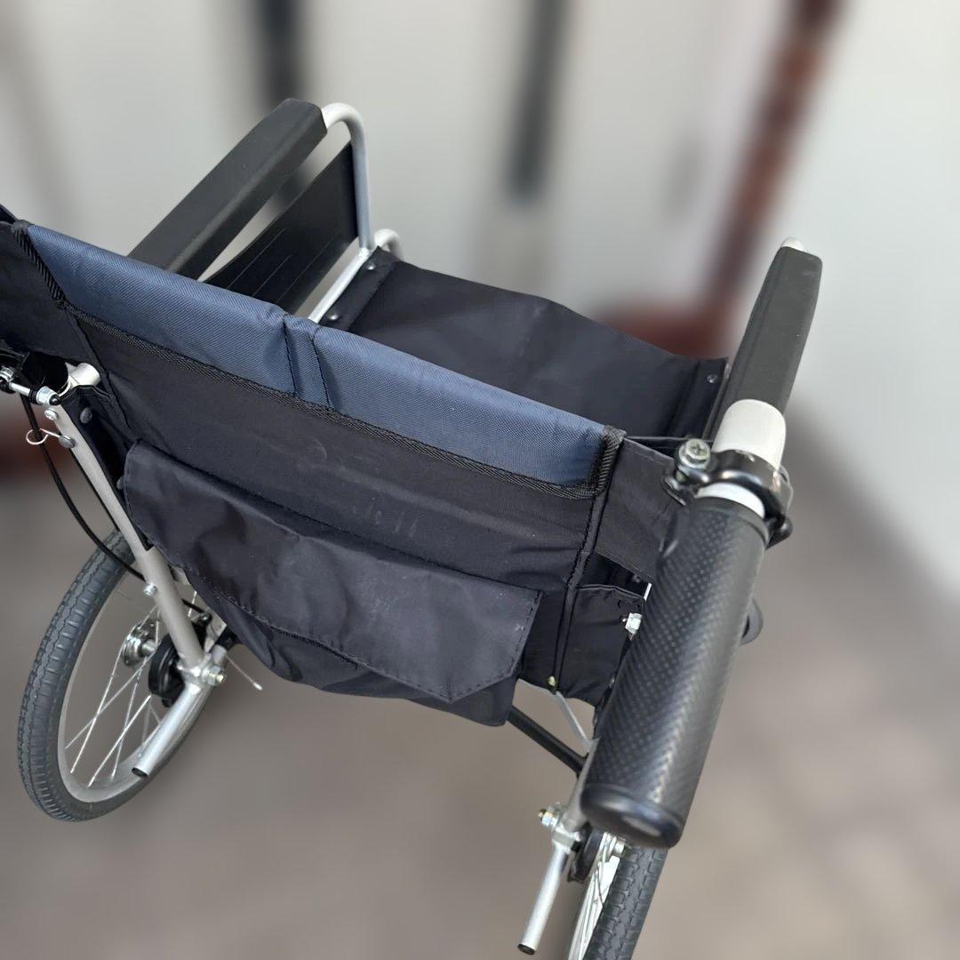 折りたたみ式 ネイビー 介助用車椅子wheel chair MIKIブレーキ付き