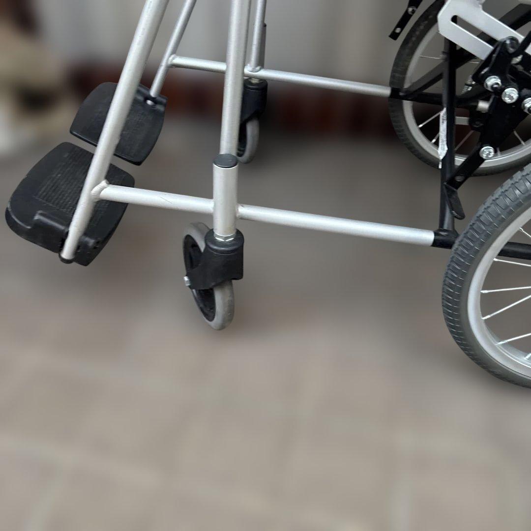 折りたたみ式 ネイビー 介助用車椅子wheel chair MIKIブレーキ付き