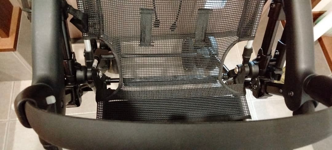 極美品 コンビ スゴカル 4キャス エアー ベビーカー折りたたみ式