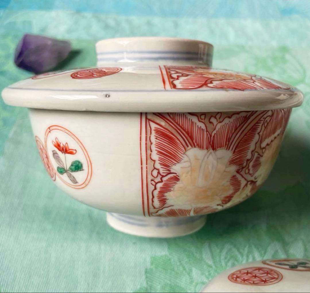 伊万里焼　色絵　金彩　染付　吉祥文様　蓋付き茶碗　3客