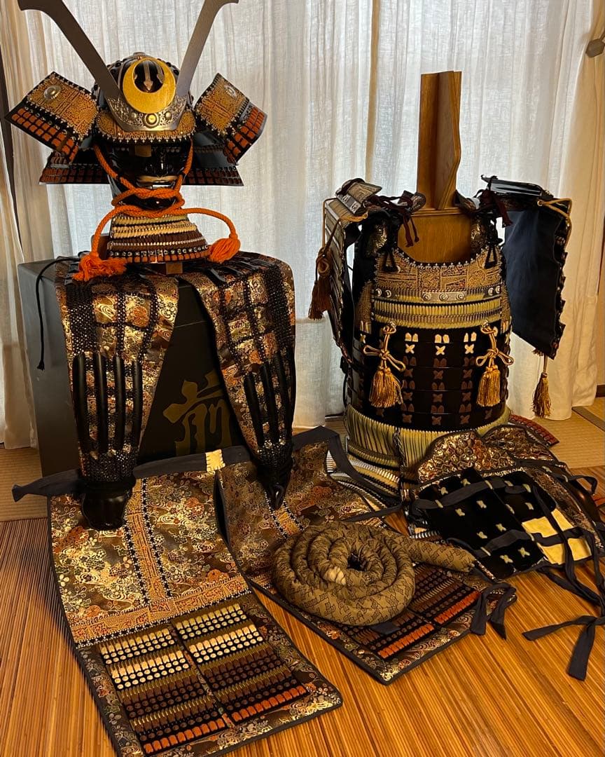 【希少•未着用】萌黄色（緑）縅糸 鉄地黒胴当世具足 【甲冑 等身大】 鎧 一式