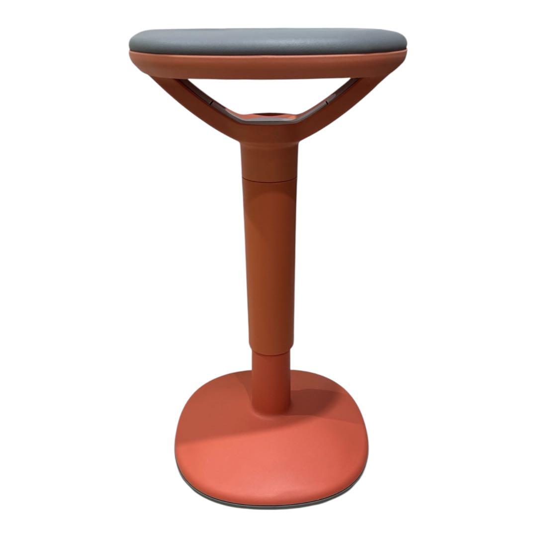 【美品】イトーキ　ミーティングチェア　ピッコ スツール