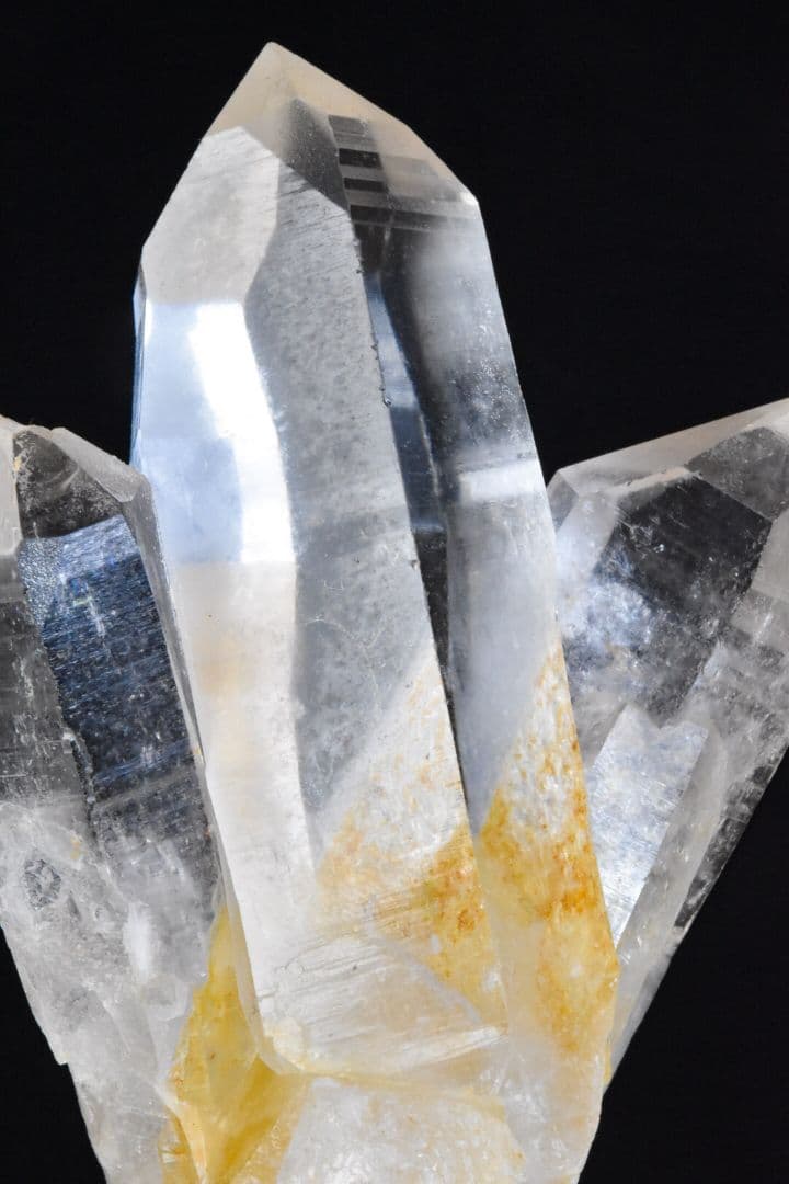 ベトナム イェンバイ産 クリア三連晶クォーツ