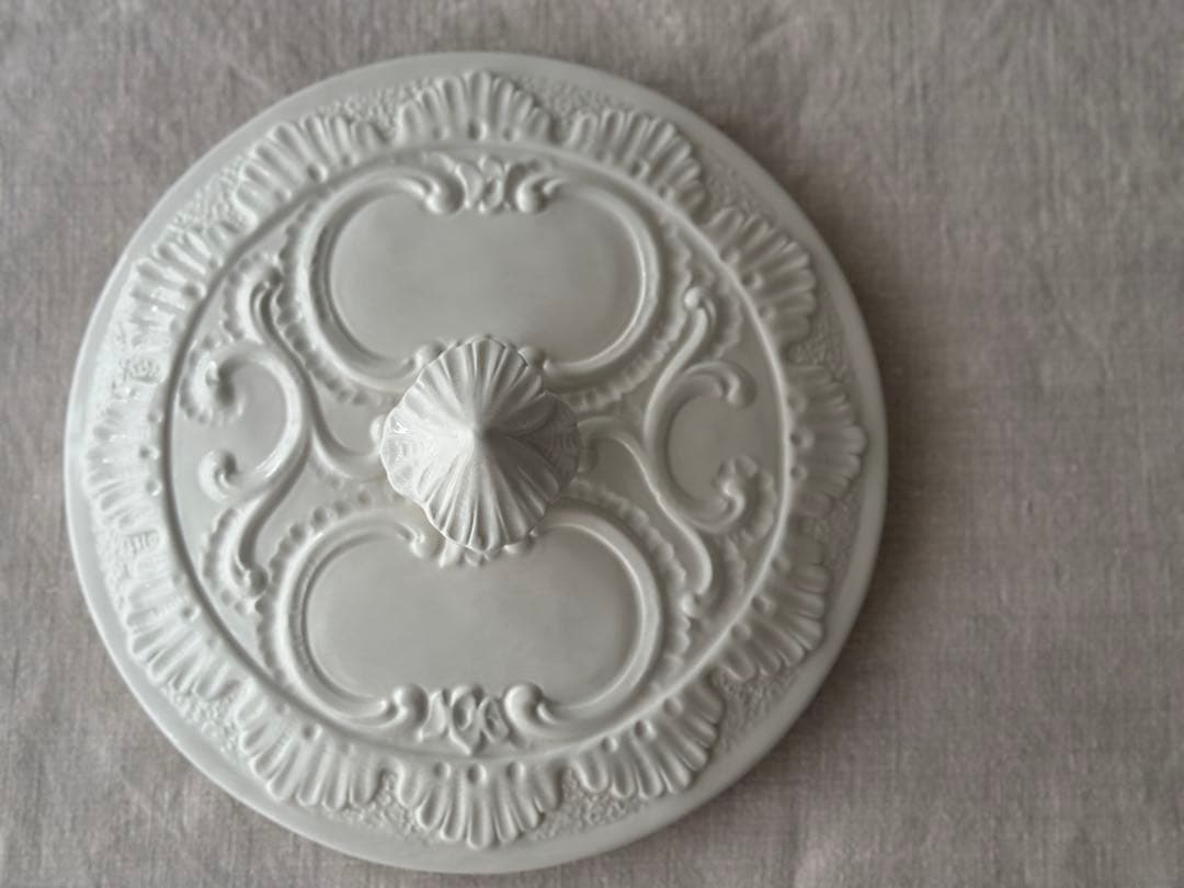 vintage イタリア ヴィンテージ 陶器製 白 蓋付収納容器 アンティーク