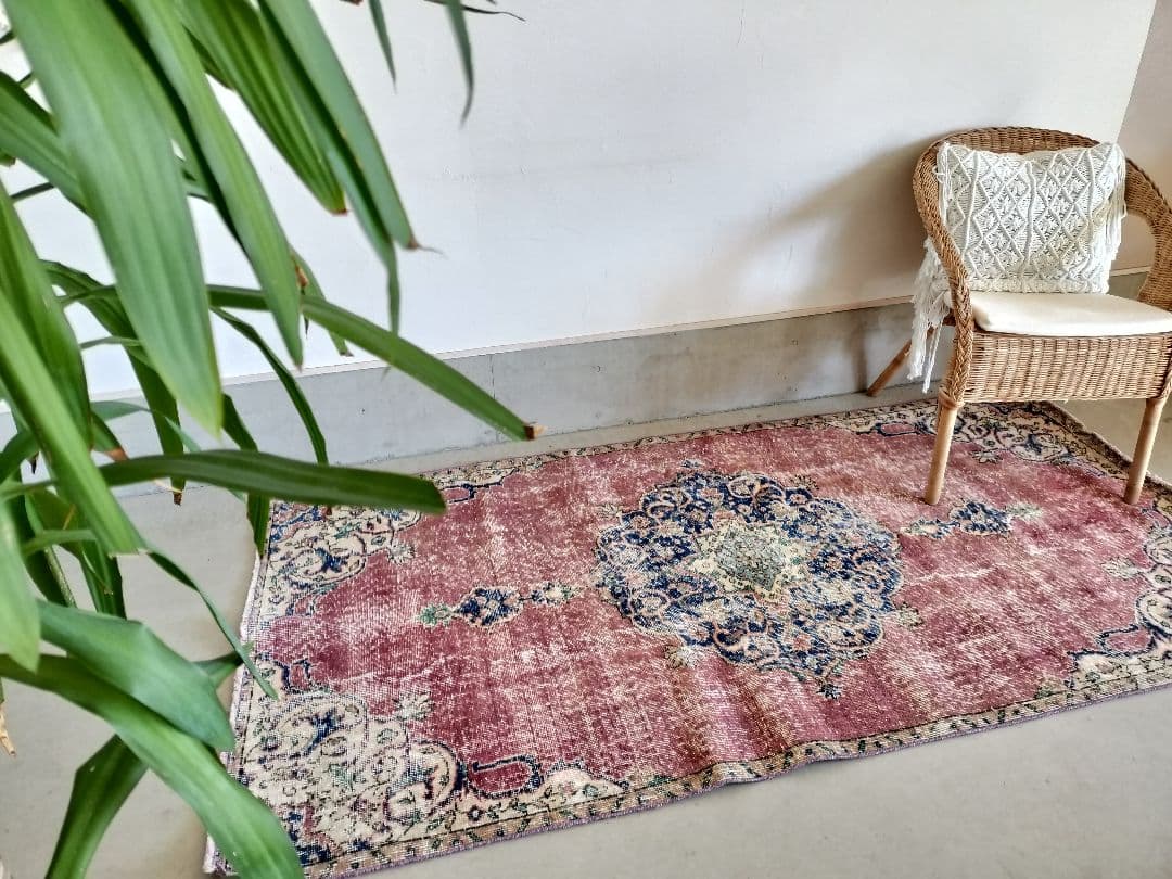 くすみピンクパープル　ネイビーのメダリオンラグ　No.741