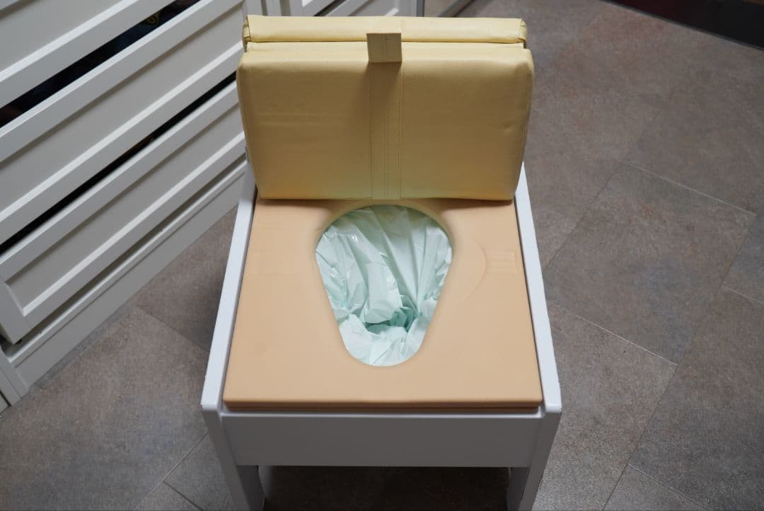 ラップポン・ブリオ 電動ラップ式トイレ