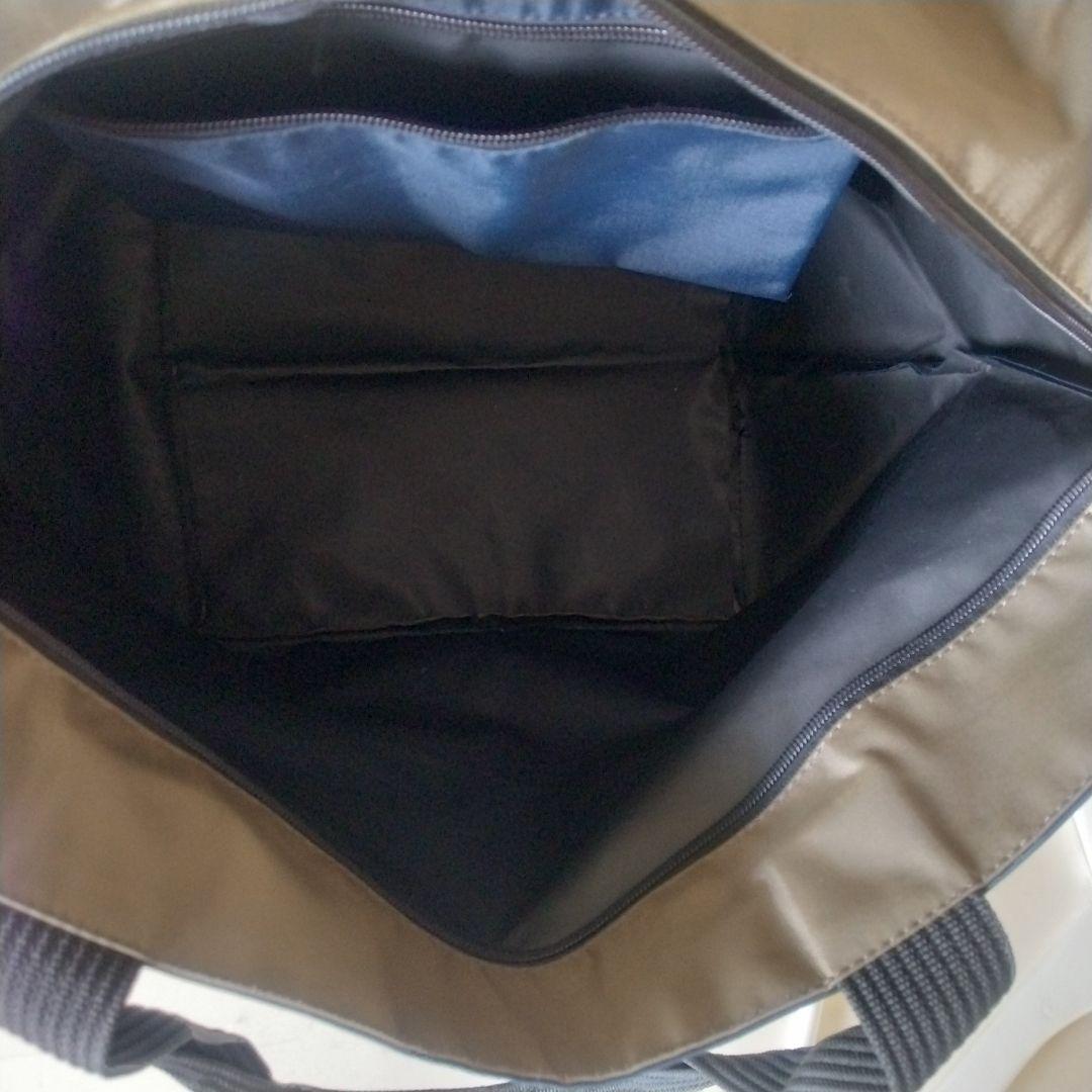 エルベシャプリエ 1028N 舟形トートバッグ　ネイビー×カーキ