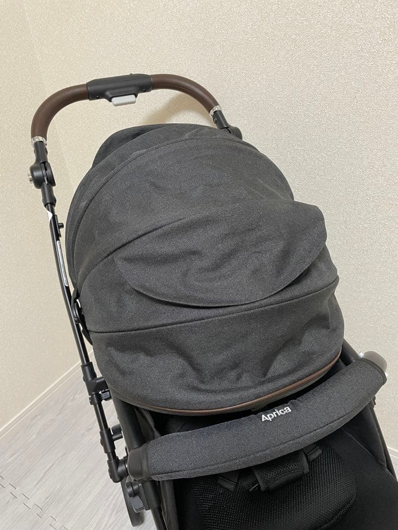 美品‼️取扱説明書ありAprica ラクーナクッションフリープラス