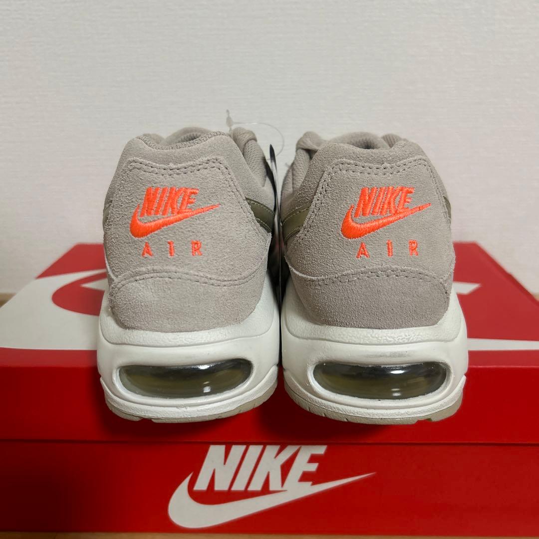 NIKE ウィメンズ　エア マックス コマンド プレミアム 24cm
