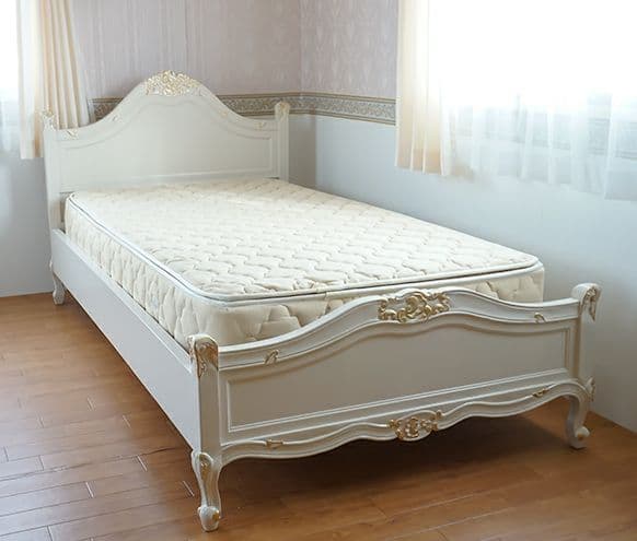 要問合せ♥️特別価格♥️ロココ調ベッド　セミダブル　ダブル　お姫様ベッド