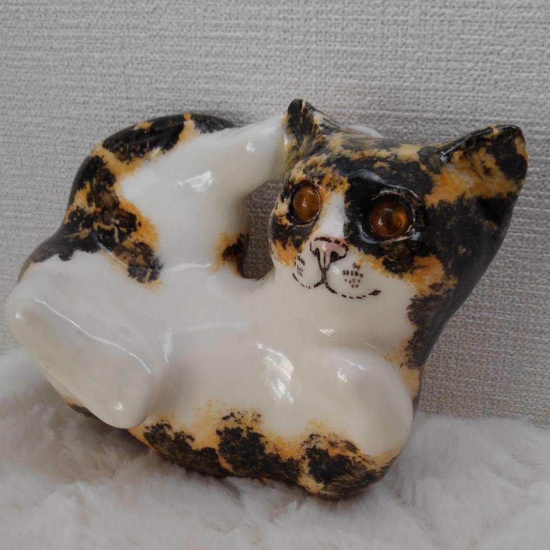 ウィンスタンレイキャットsize2 ケンジントン　寝そべり