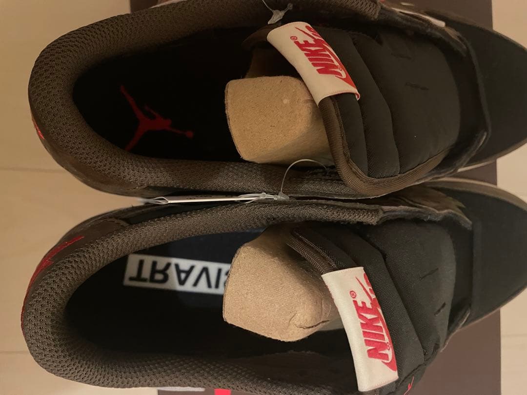 靴 Travis Scott NIKE Air Jordan 1