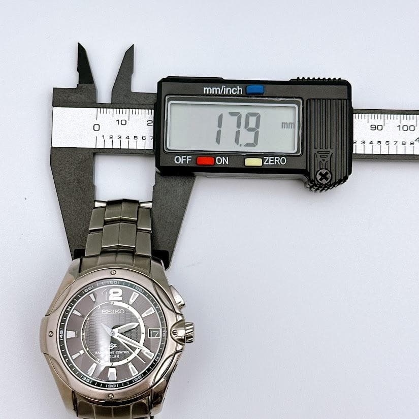 美品 セイコー イグニッション ソーラー電波 デイト メンズ腕時計 動作良好