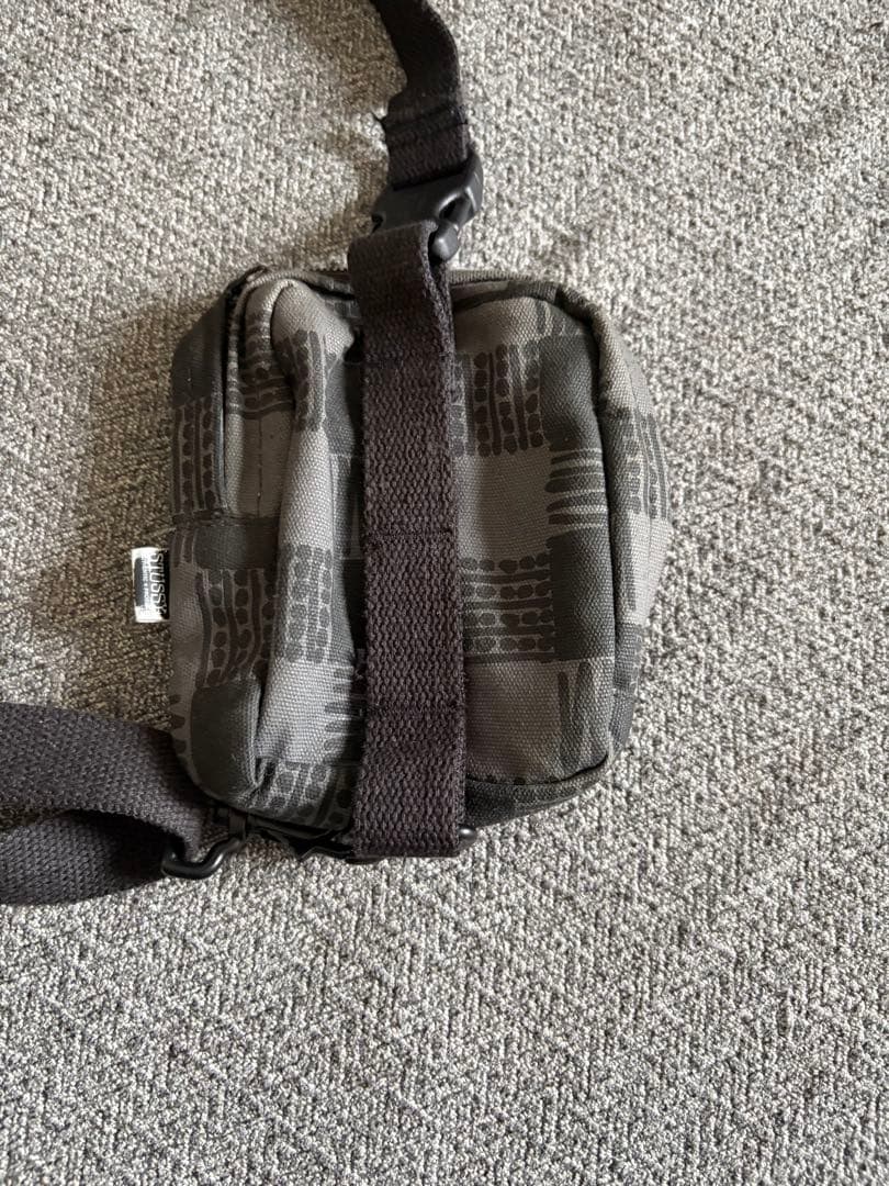 stussy ショルダーバッグ