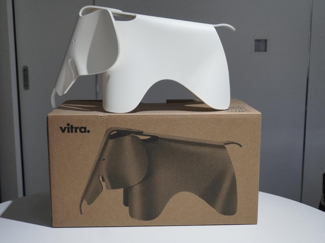 イームズ エレファント スモール