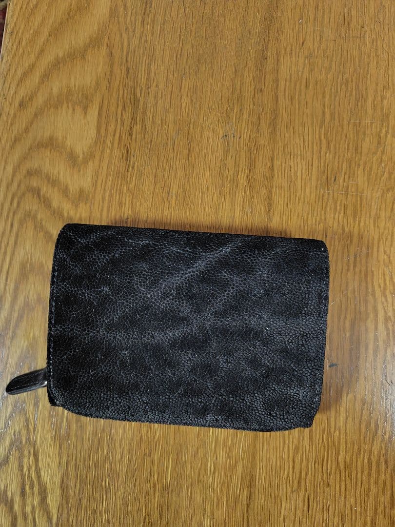 ゾウ革 二つ折り財布