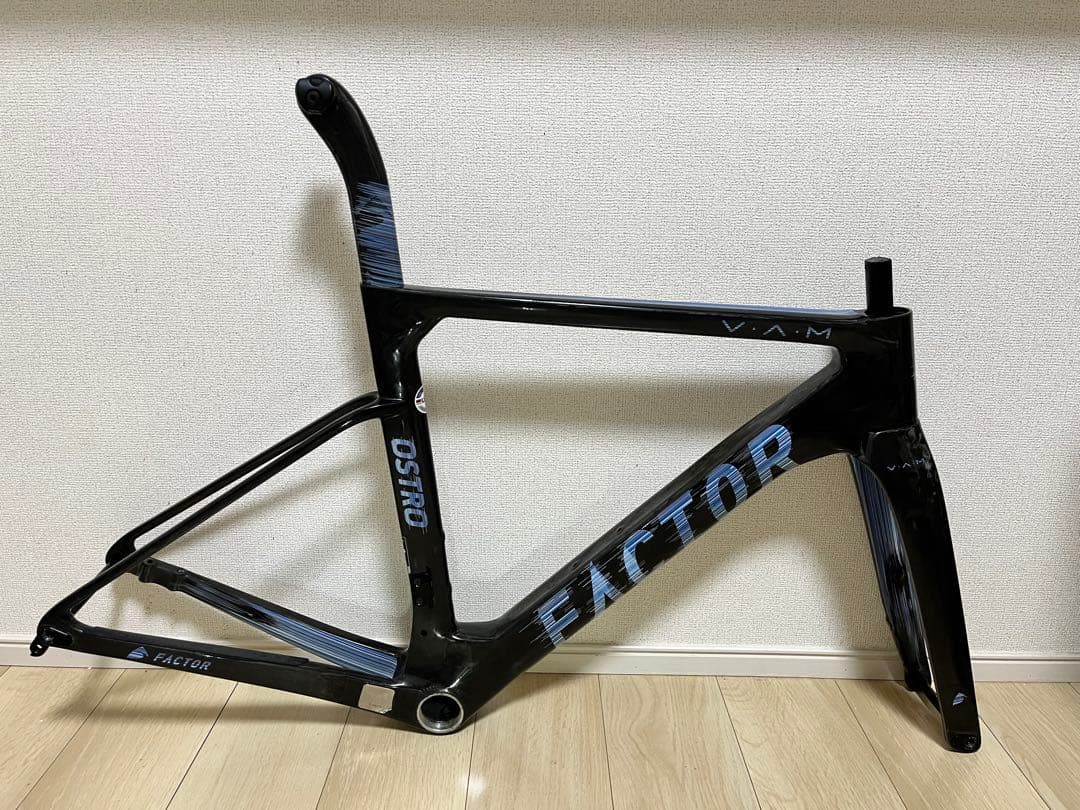 FACTOR OSTRO VAM 52サイズ　ロードバイクフレーム　ファクター