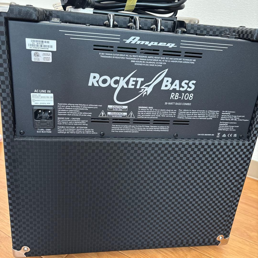 ベース Ampeg Rocket Bass RB-108