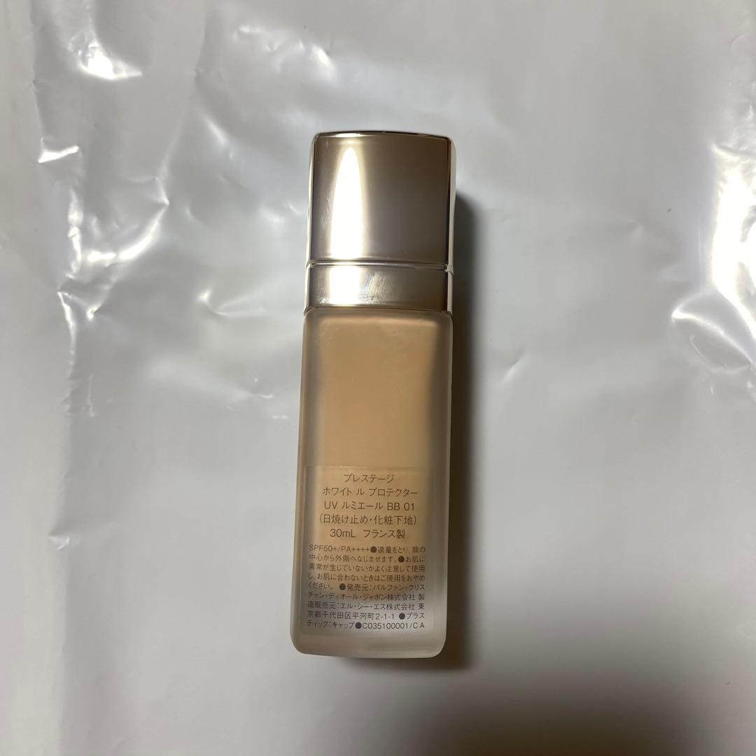 Dior プレステージホワイト　ル　プロテクター　UV ルミエールBB 01