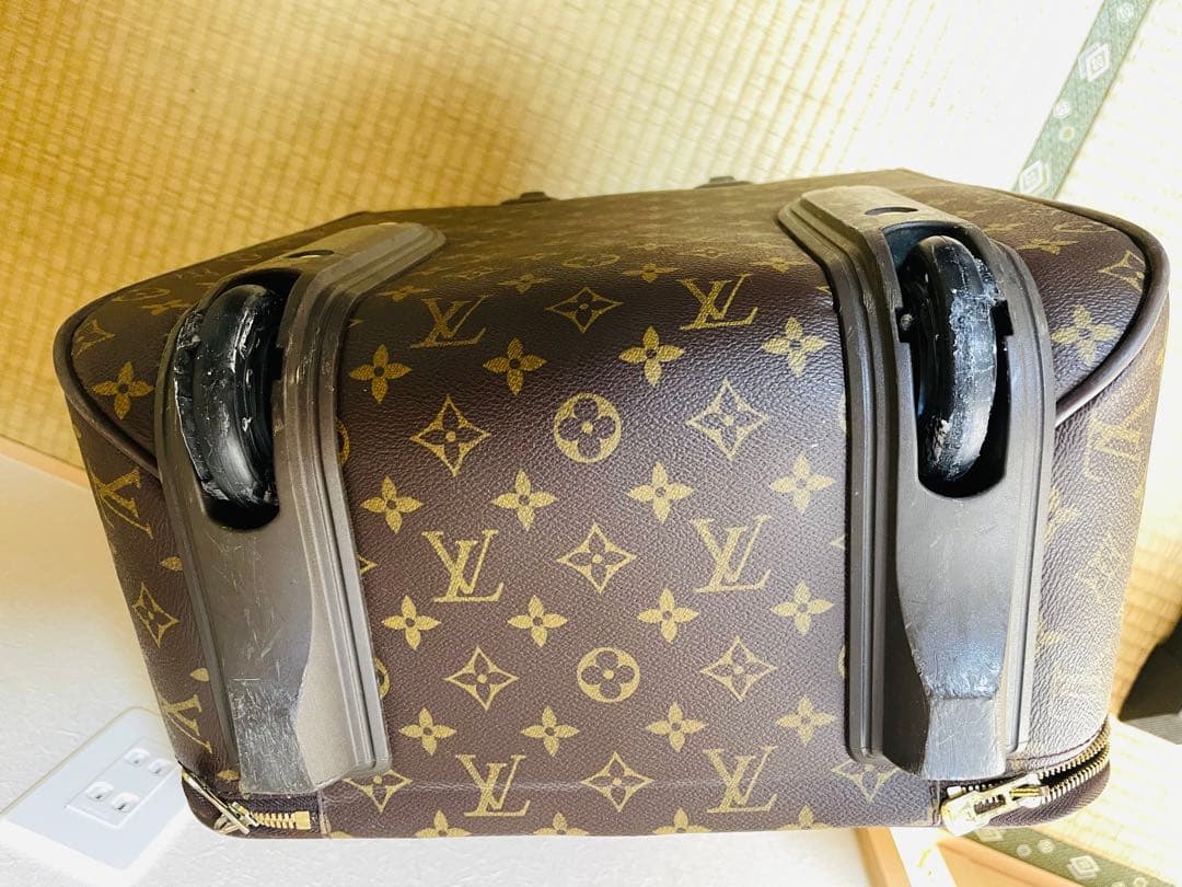 ルイ・ヴィトン キャリーケース　LOUIS VUITTON #18