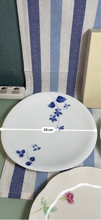 060 香蘭社　金彩大皿1   桃形皿1  鉢1  　未使用