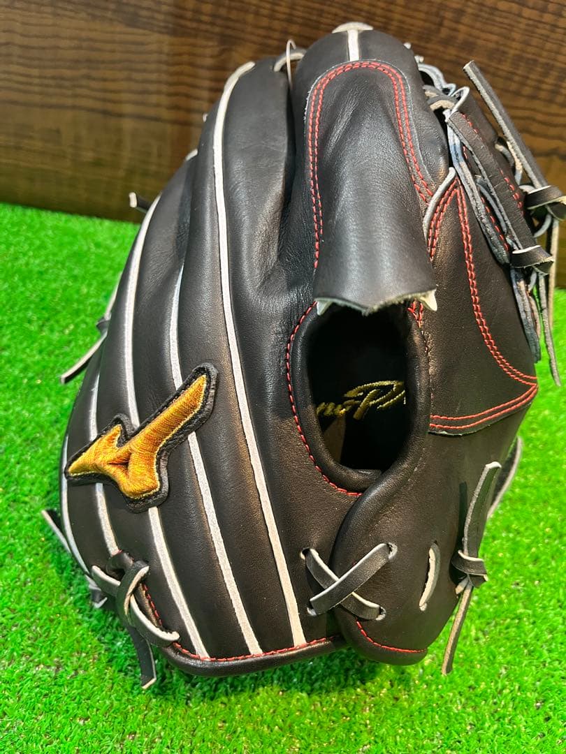 新品未使用　ミズノプロ　硬式用　スピードレボ　伊藤型