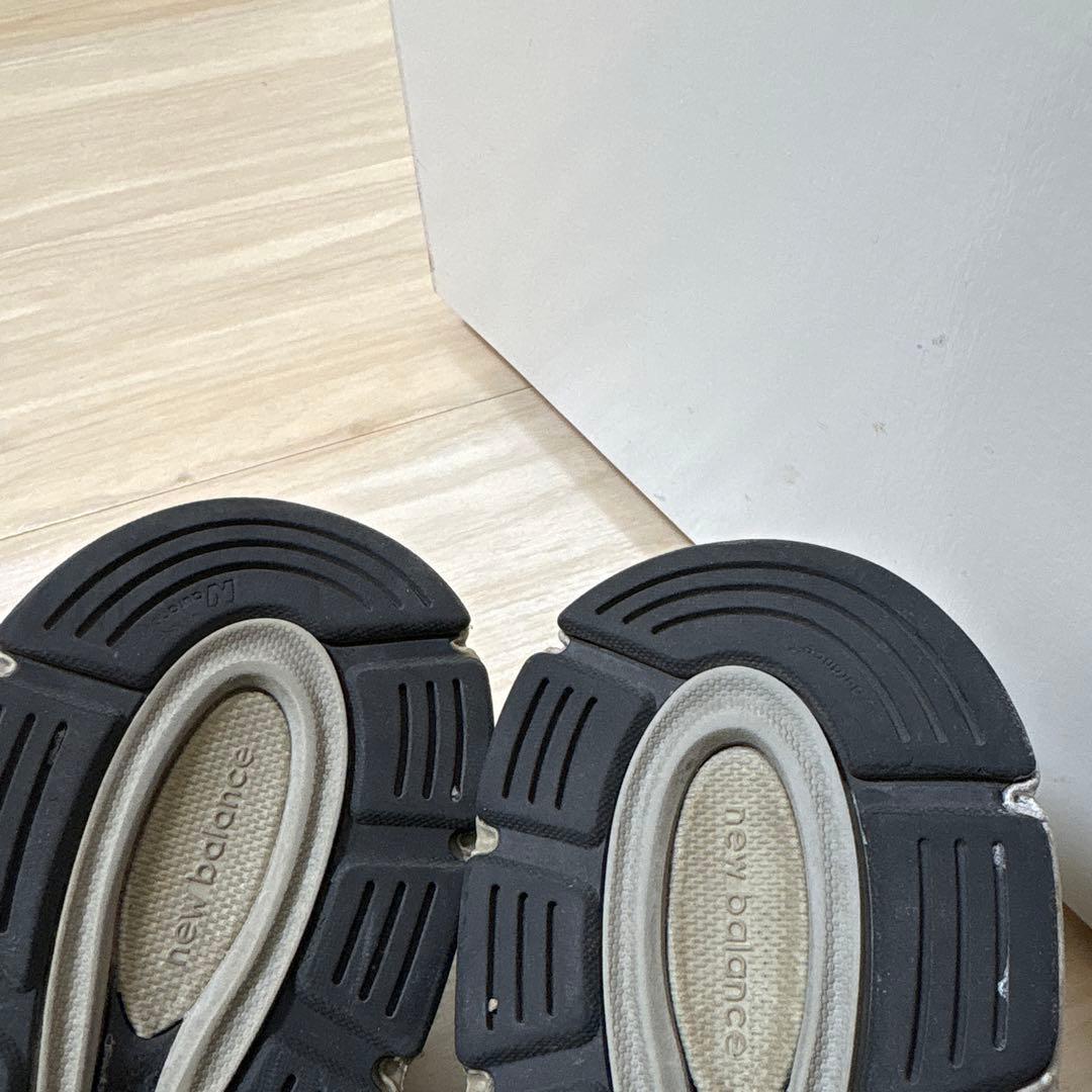 美品　箱付き　ニューバランス　990 V4 グレー　27センチ