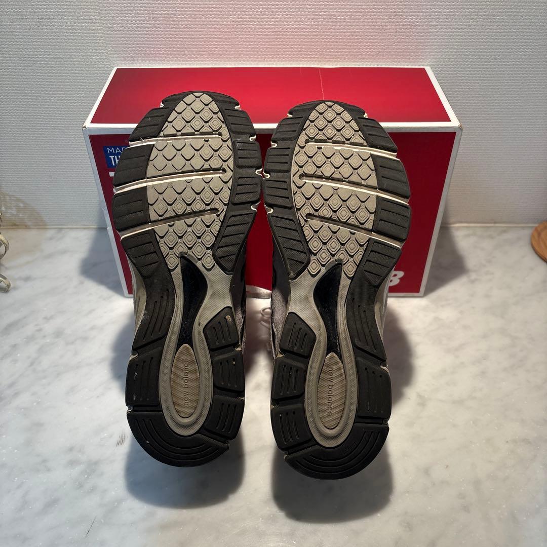 美品　箱付き　ニューバランス　990 V4 グレー　27センチ