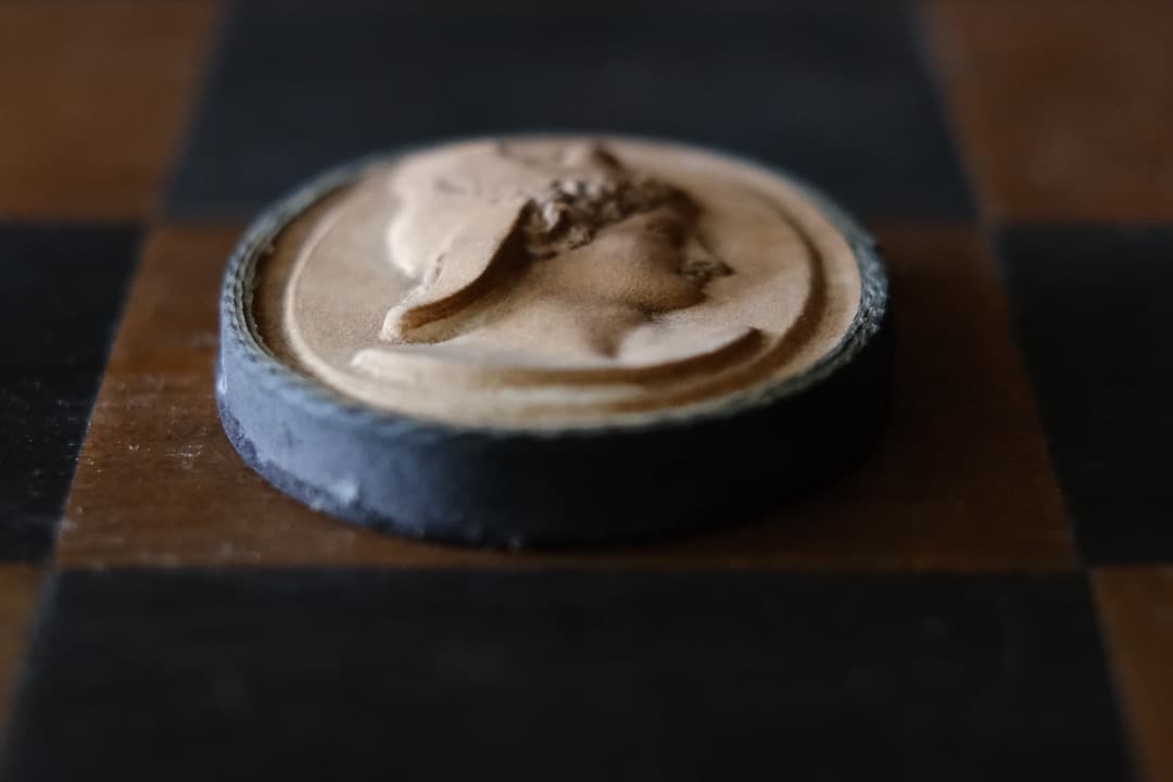 イギリスアンティーク｜ヘルメス、太陽神アポロン、スピナリオの石膏レリーフ