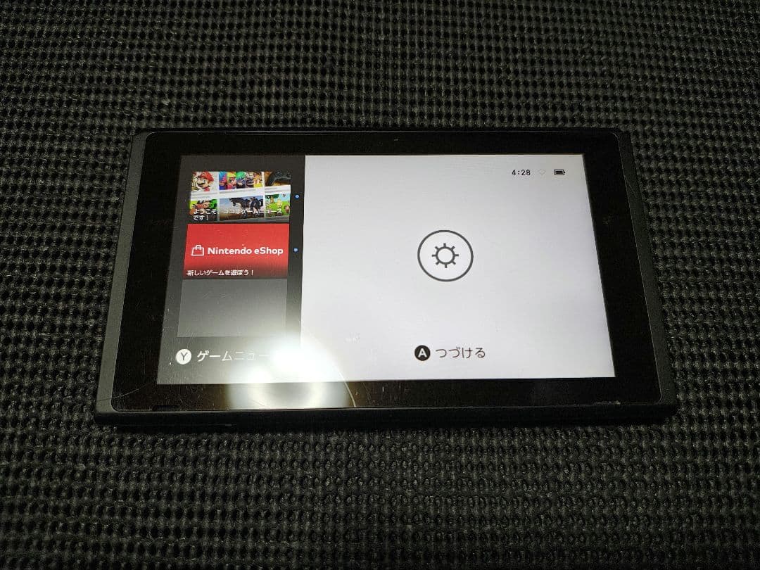 NintendoSwitch　ニンテンドースイッチ　本体　2020年製