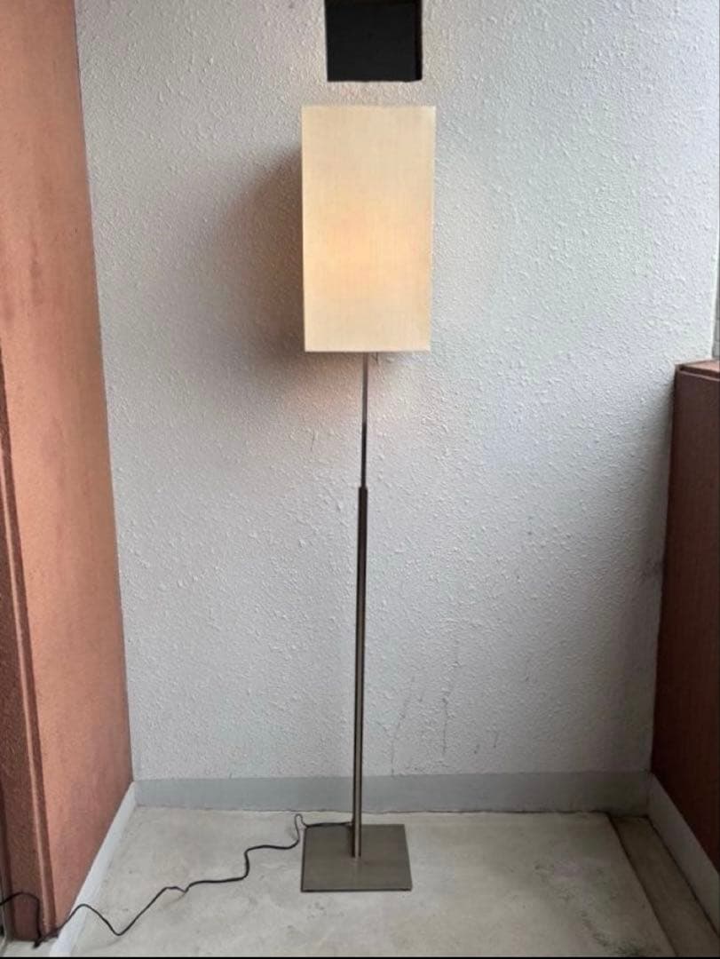 【夏】yamagiwa ウッドフロアスタンドライト モダン ホテルライク