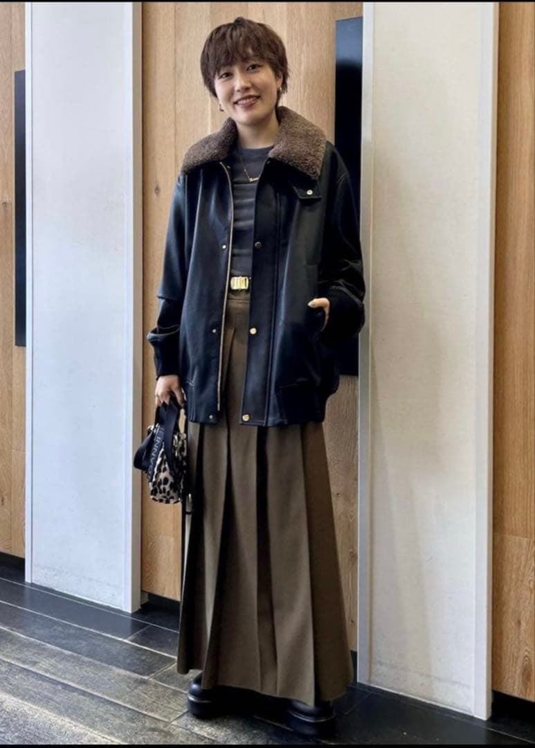 アダムエロペ　シンセティックレザーフライトジャケット　黒