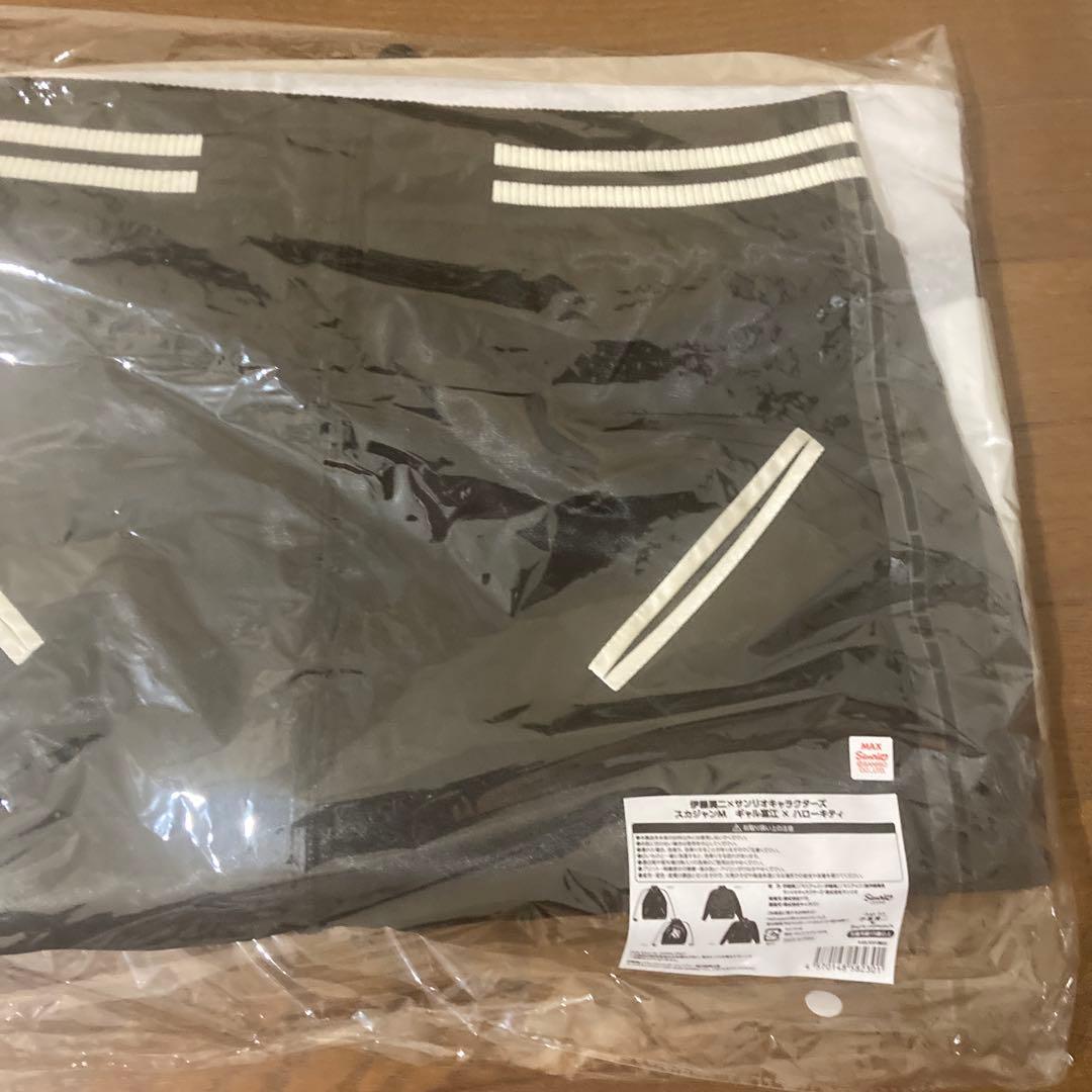 今月迄お値下げ❤︎伊藤潤二ギャル富江TOMIE × スカジャン新品M