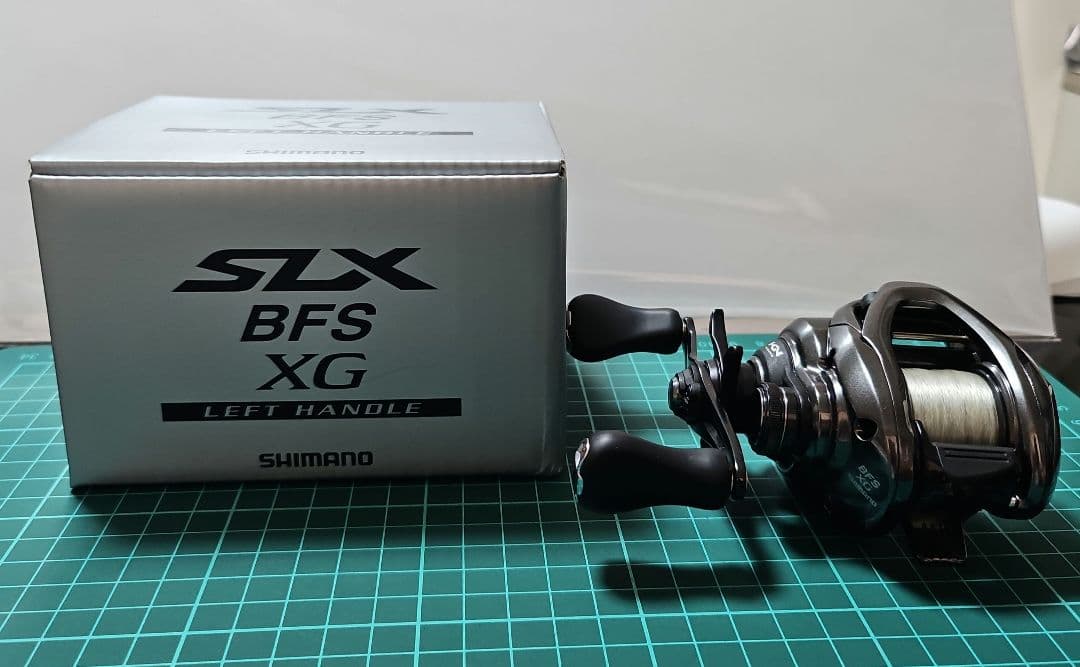 美品！ SHIMANO 25 SLX BFS XG 左ハンドル ベイトリール