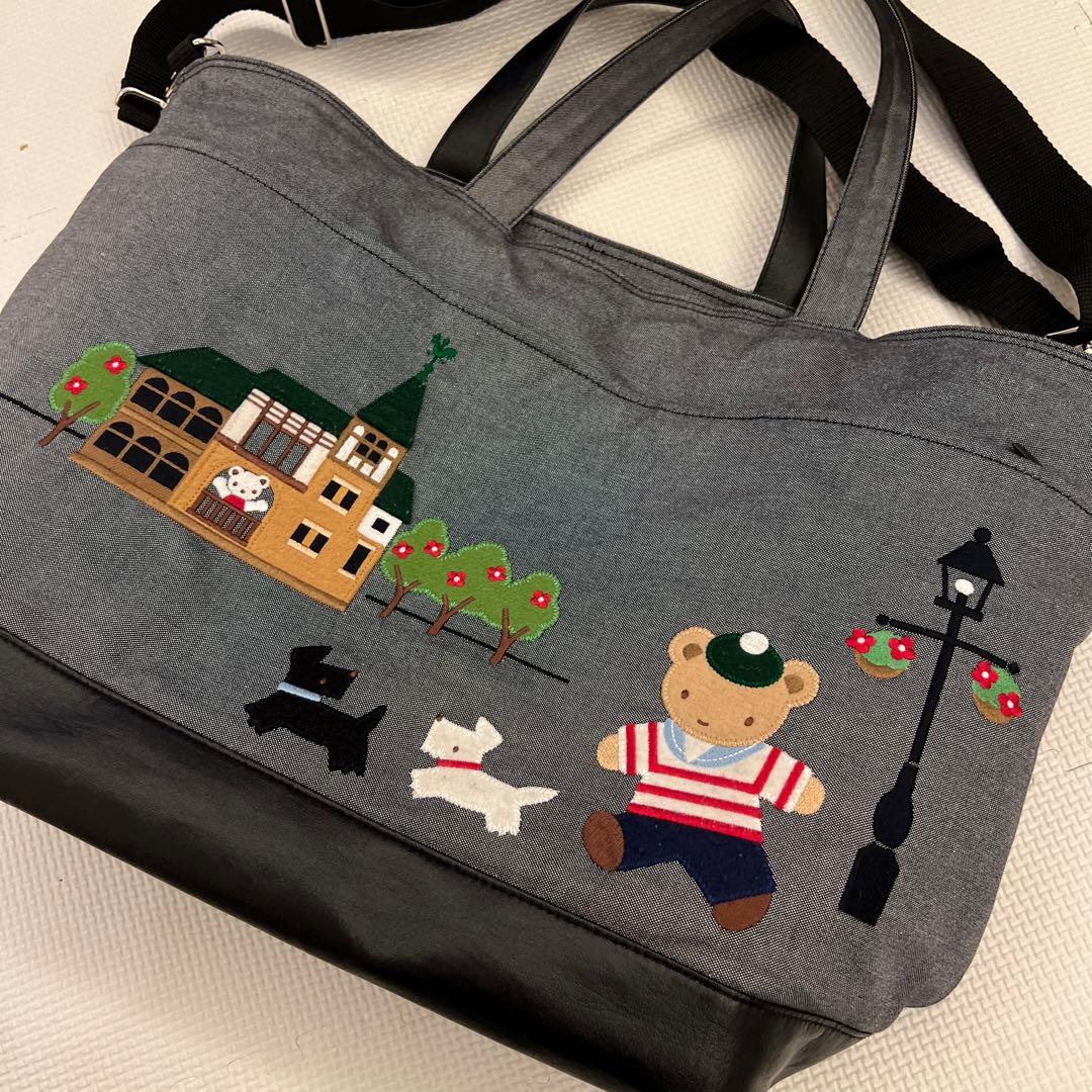 ファミリア美品マザーズバッグ旅行ok