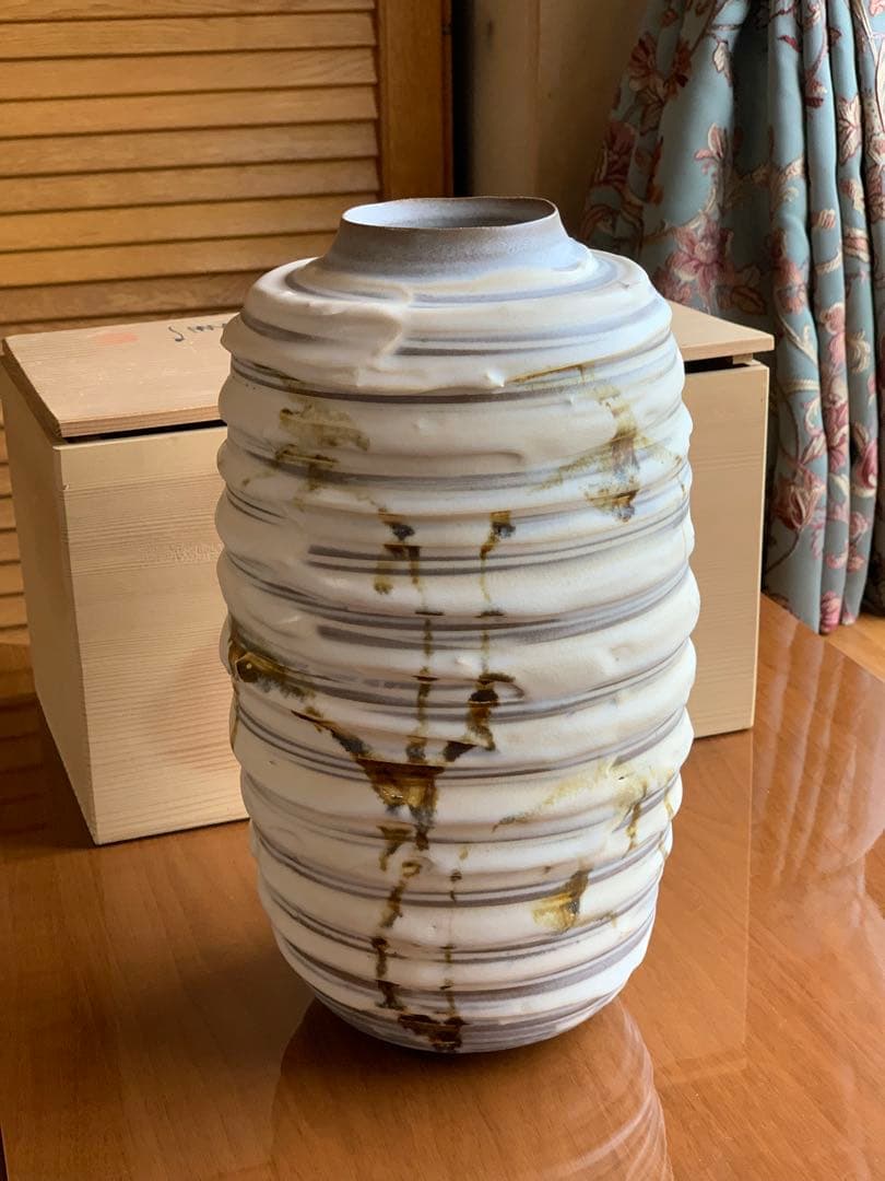 昭和レトロ未使用保管品 常滑 翠窯 陶芸大きな花瓶壺華道ベージュと茶の模様 貫入