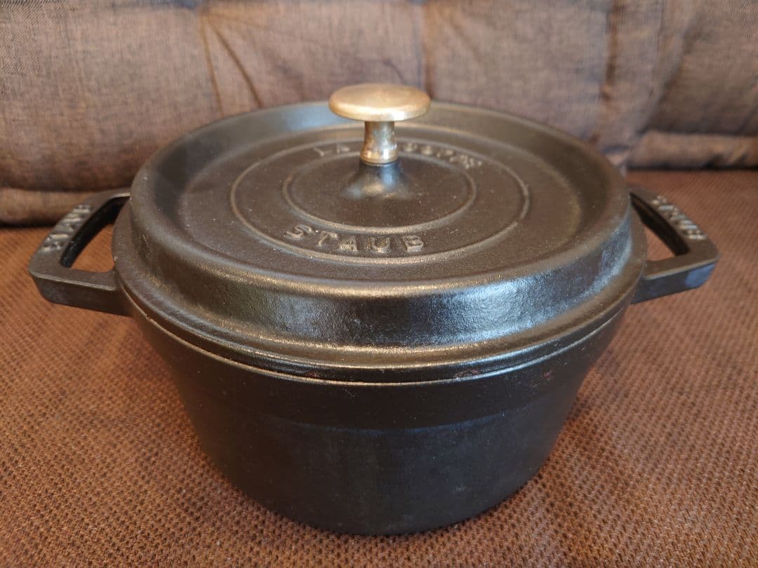 USED STAUB LA COCOTTE 両手鍋 20cm