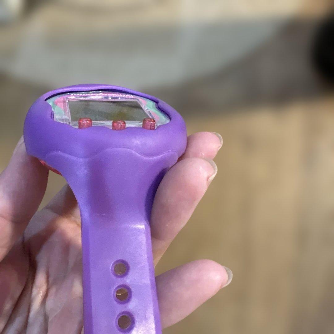 佐藤様Tamagochi Uni 紫色 デジタルおもちゃ