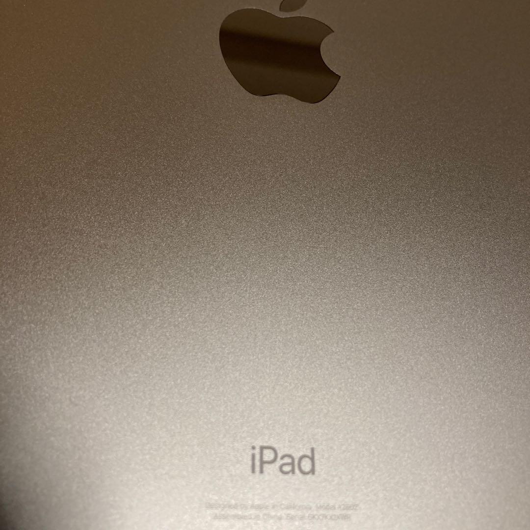 Apple iPad 第9世代 10.2インチ 本体　スペースグレー