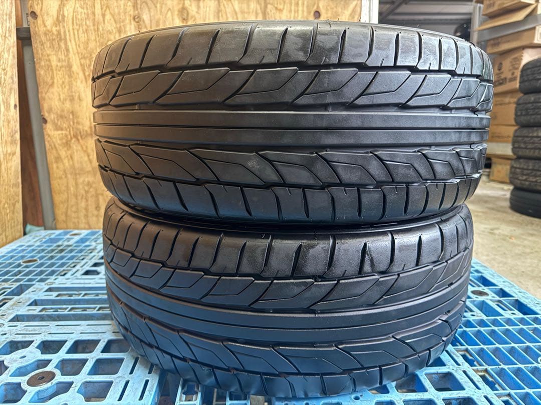 タイヤ・ホイール (559)(2)215/45R17 NITTO NT555