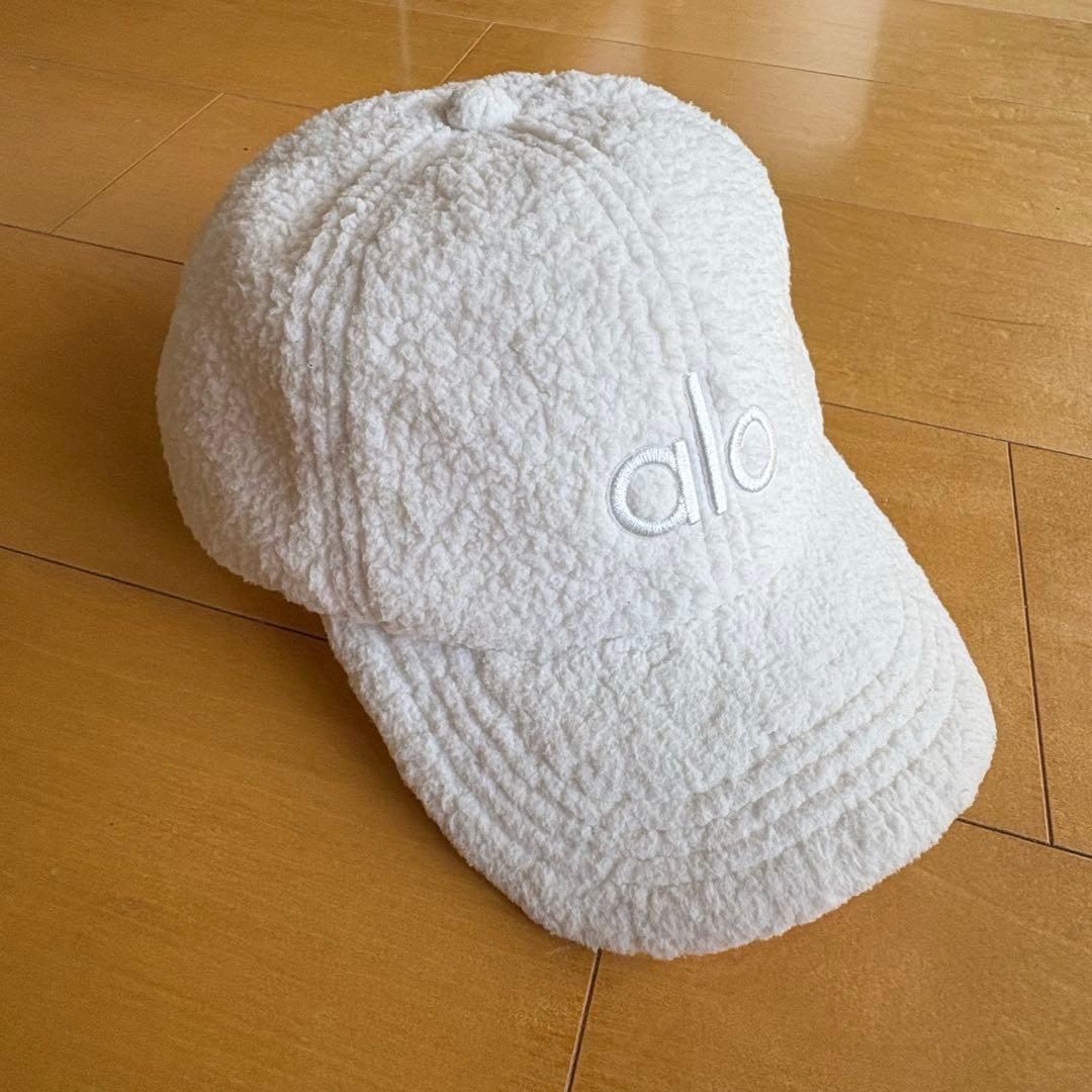 alo Yoga（アローヨガ）キャップ　ホワイト