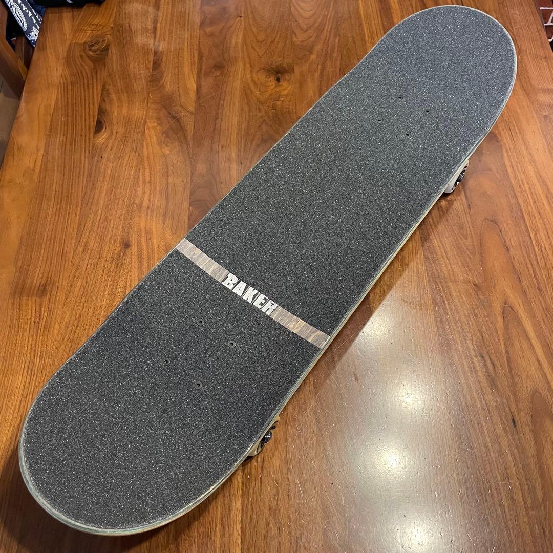 ベイカー　BAKER スケボー　インディペンデント　コンプリート　8インチ