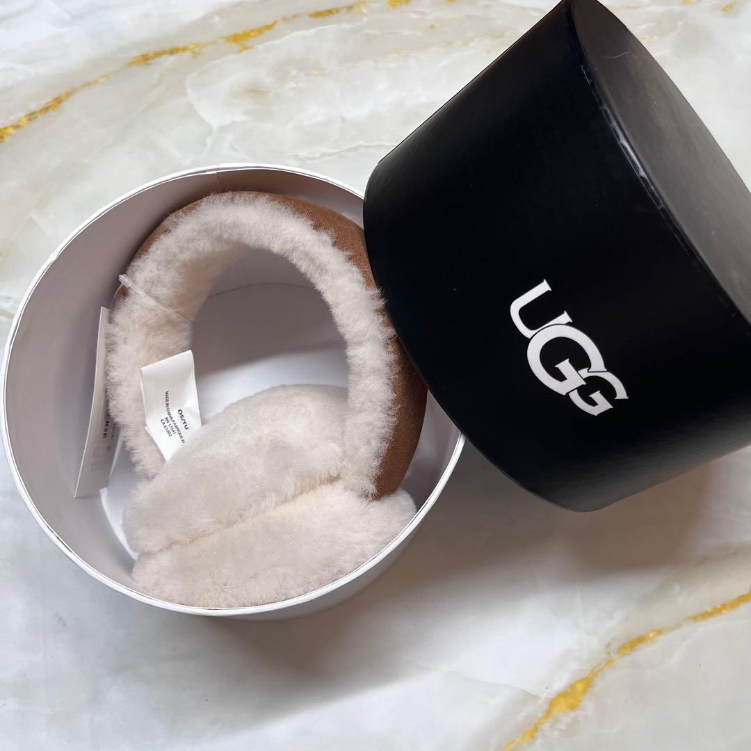 【新品未使用】UGG チェスナット　シープスキン イヤマフ　イヤーマフラー
