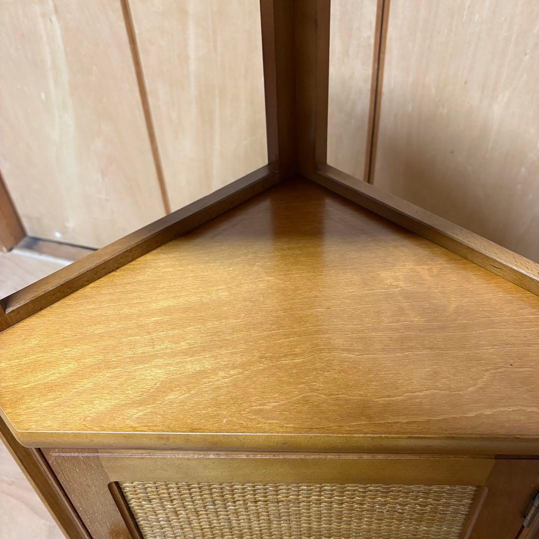 karimoku カリモク コーナーラック 三角棚 ラタン扉 昭和レトロ