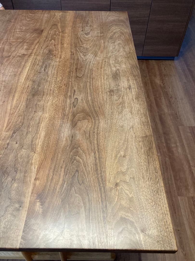 値下げ中　ダイニングテーブル　ウォールナット　オイル仕上げ　家具一点物